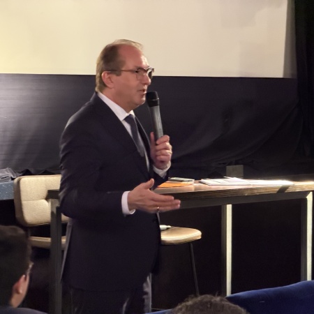 Größeres Bild ansehen